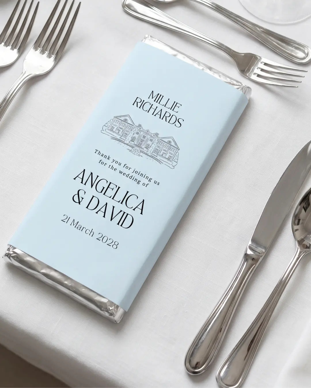 Estate wedding personalised chocolate bar favour with custom venue illustration and elegant wedding typography